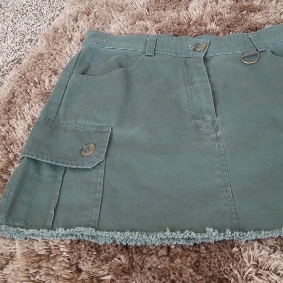 Army Green Mini Skirt size S - Picture 3 of 6
